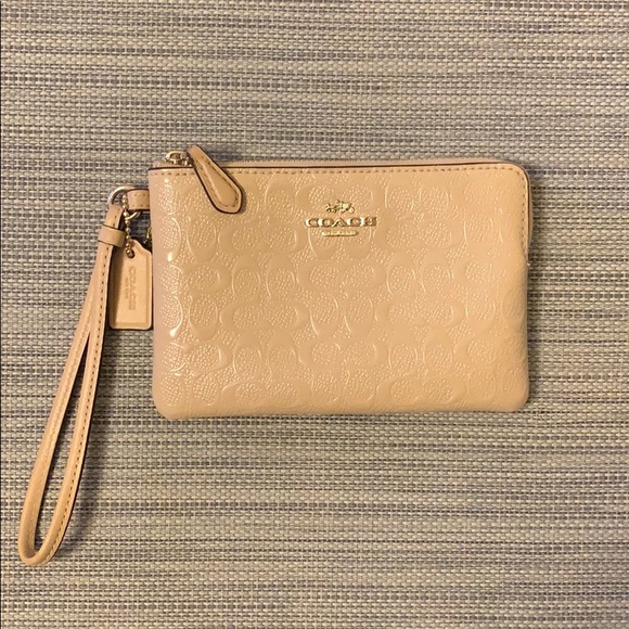 Coach wipeable wristlet - Picture 2 of 8